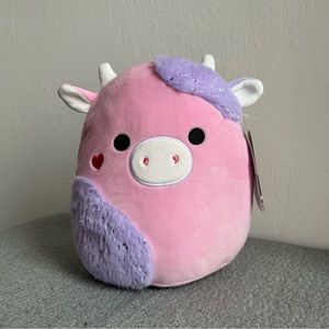 Patty Select Series Valentine’s Day Cow 8” Squishmallow